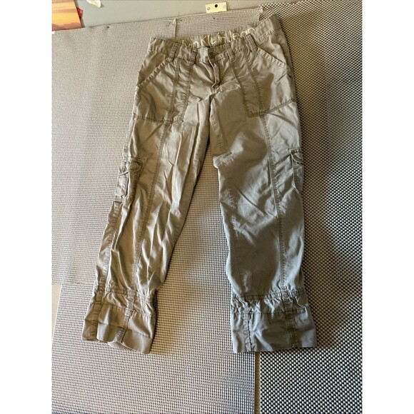 Calvin Klein‎ Women's Cropped Cargo Shorts Size 8 - Picture 6 of 6